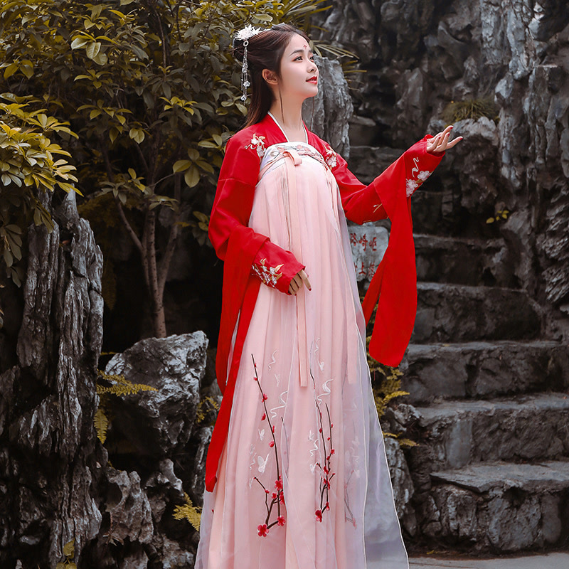 汉服女学生齐胸襦裙中国风红古装汉服