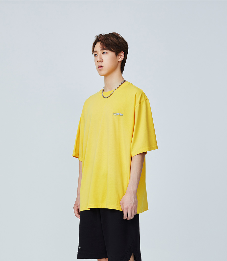 FOURTRY柠檬黄色简约小logo T恤 21SS01YE27X